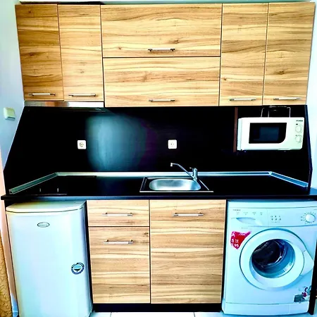 Apartcomplex Grand Kamelia Sunny * Солнечный берег