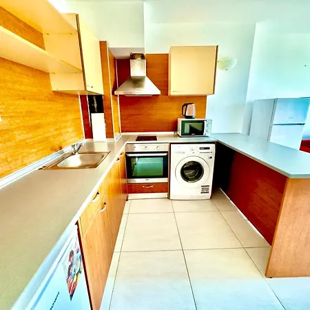 Apartcomplex Grand Kamelia Sunny