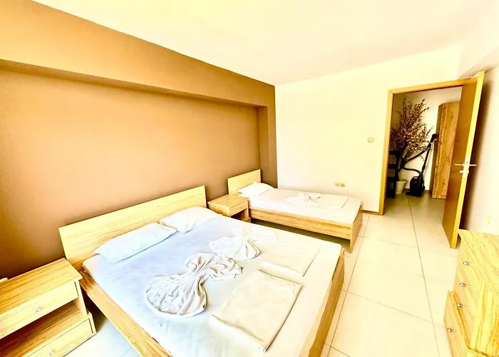 Apartcomplex Grand Kamelia Sunny Apartman