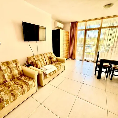 Apartcomplex Grand Kamelia Sunny Sunny Beach