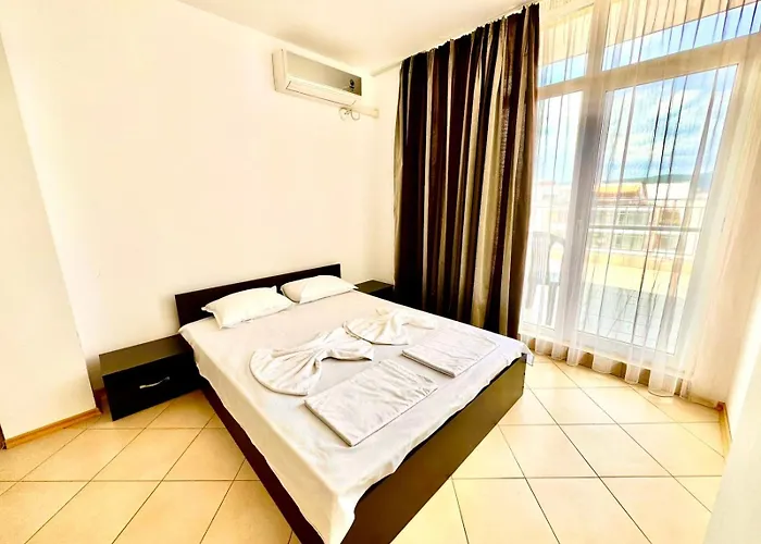 Apartcomplex Grand Kamelia Sunny Appartamento *