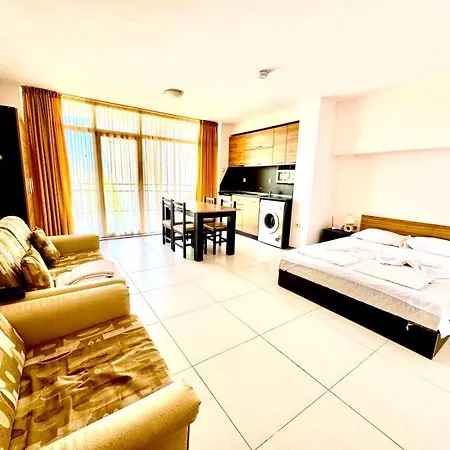 Lägenhet Apartcomplex Grand Kamelia Sunny *